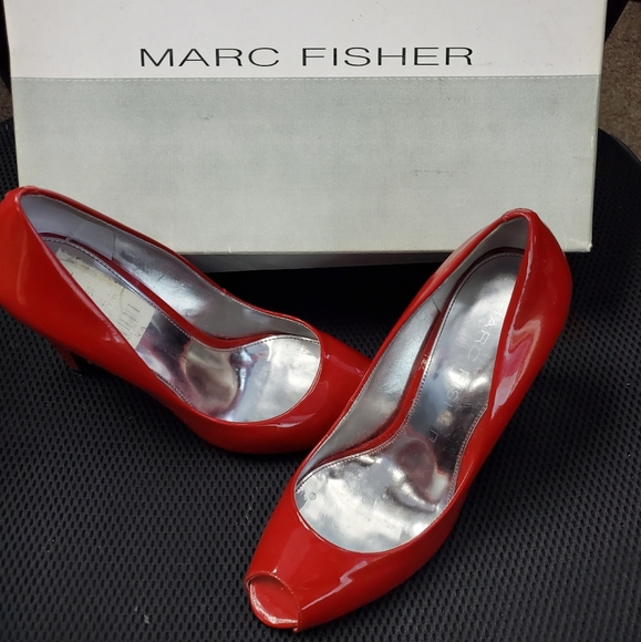 Shoes - Picture 4 of 4